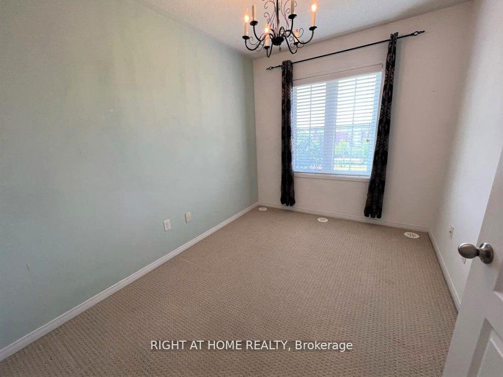 Photo 14 of Unit 10, 35 Hays Boulevard, Oakville, River Oaks — HOMEH