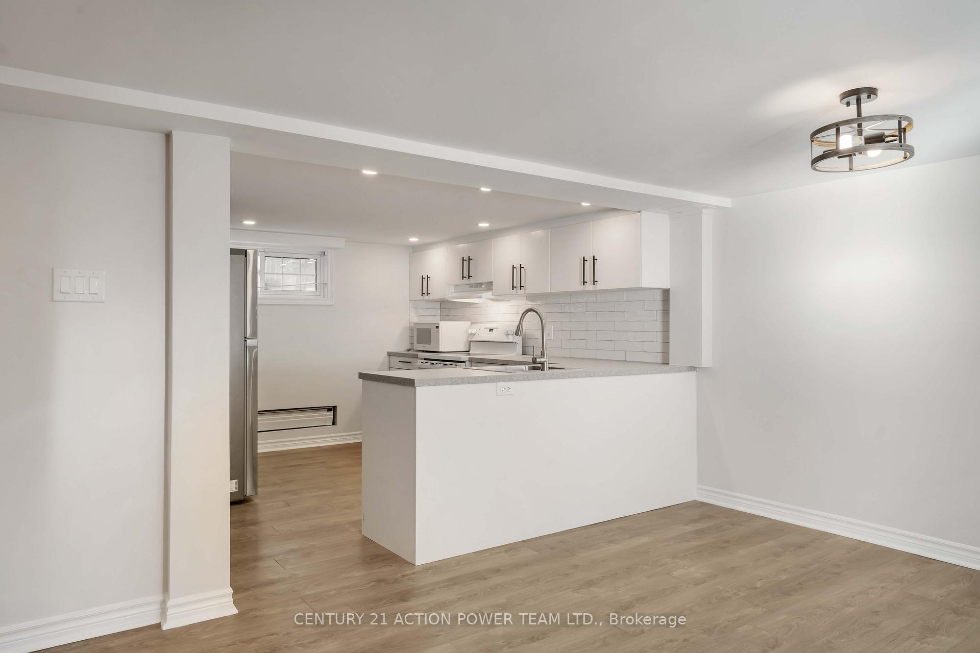 Photo 6 of Unit B, 1493 Mariette Street, Ottawa, Bilberry Creek/Queenswood Heights — HOMEH