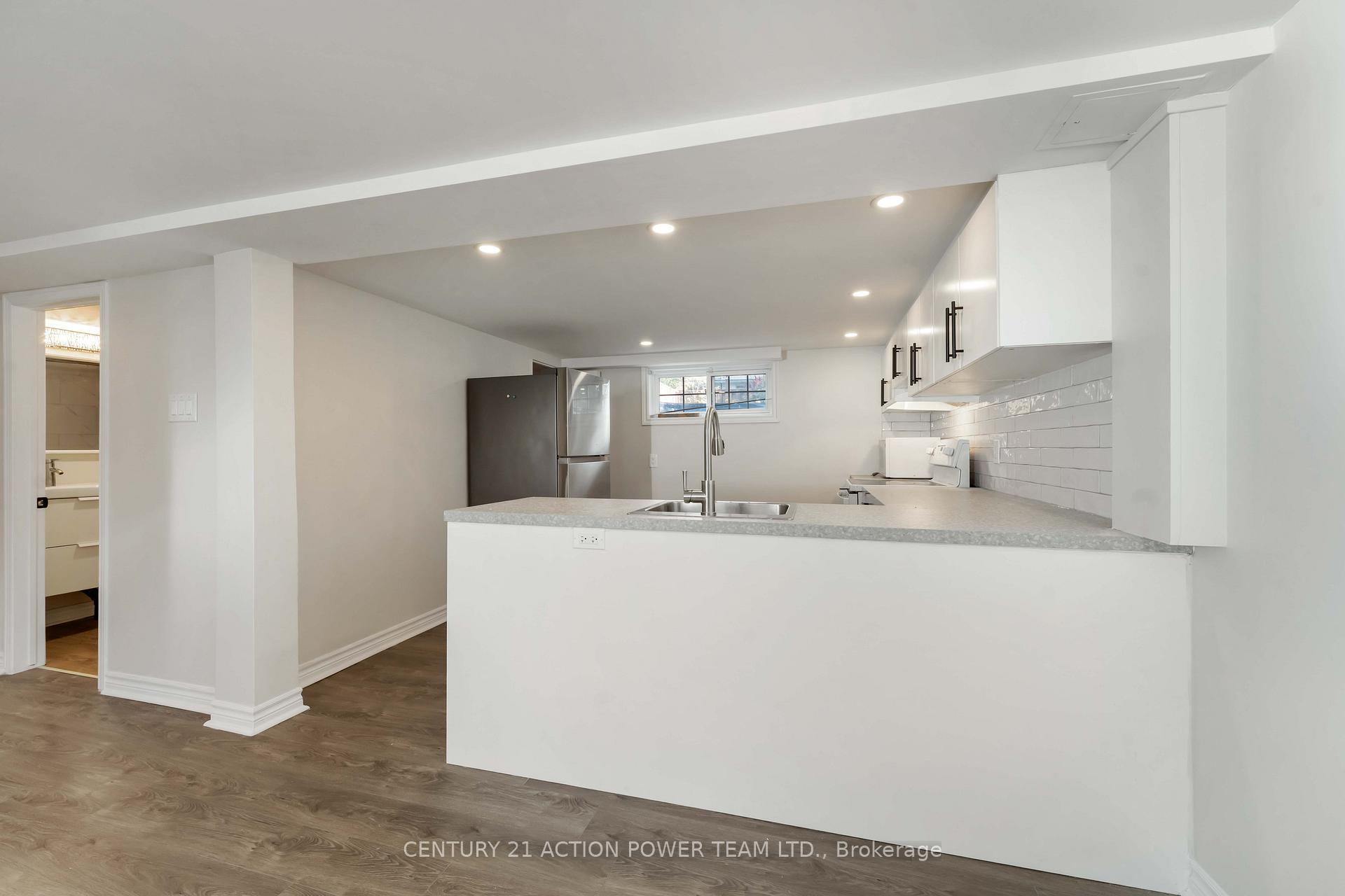 Photo 9 of Unit B, 1493 Mariette Street, Ottawa, Bilberry Creek/Queenswood Heights — HOMEH