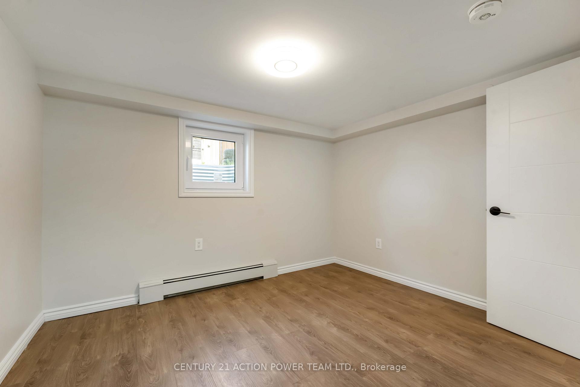 Photo 14 of Unit B, 1493 Mariette Street, Ottawa, Bilberry Creek/Queenswood Heights — HOMEH