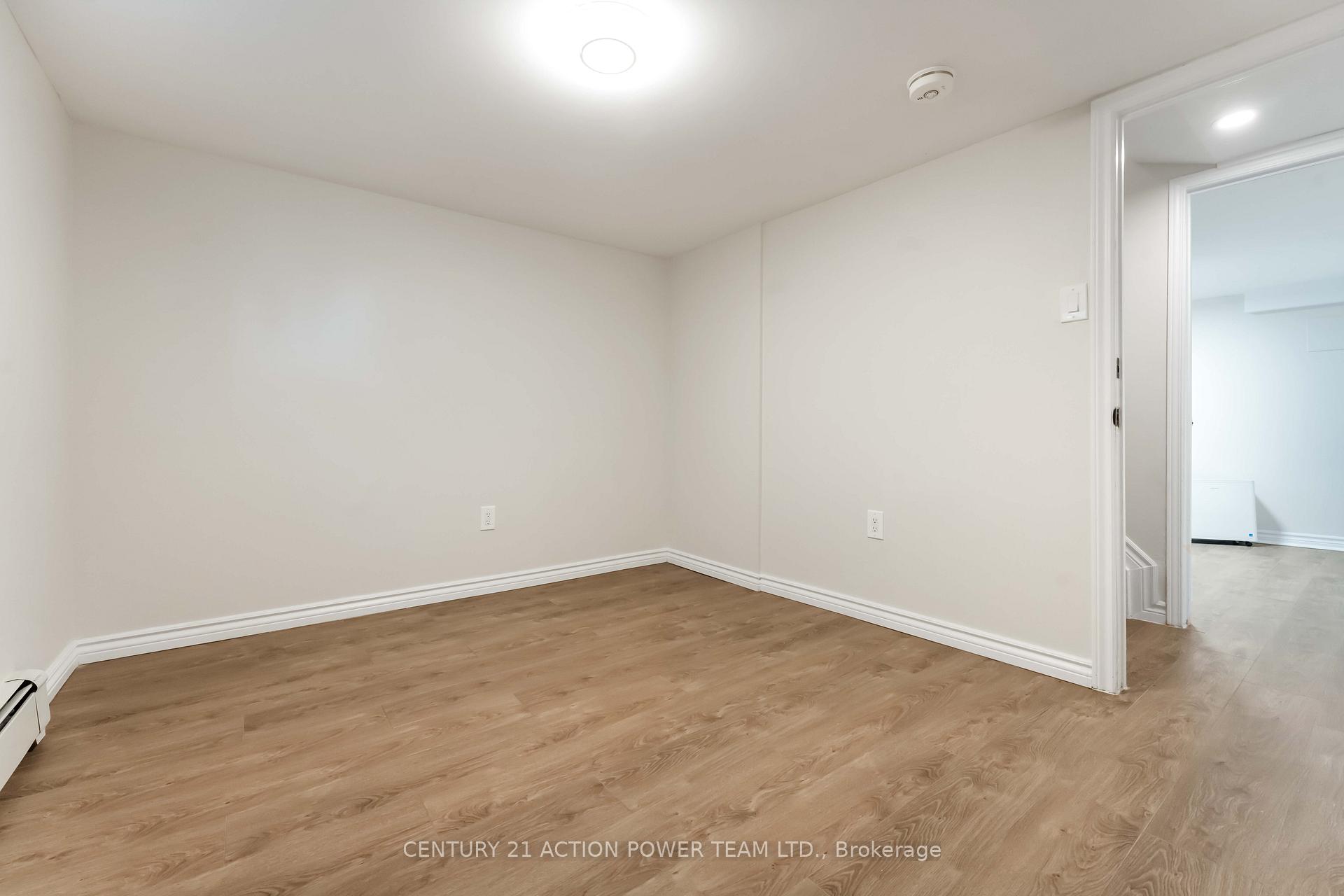 Photo 16 of Unit B, 1493 Mariette Street, Ottawa, Bilberry Creek/Queenswood Heights — HOMEH