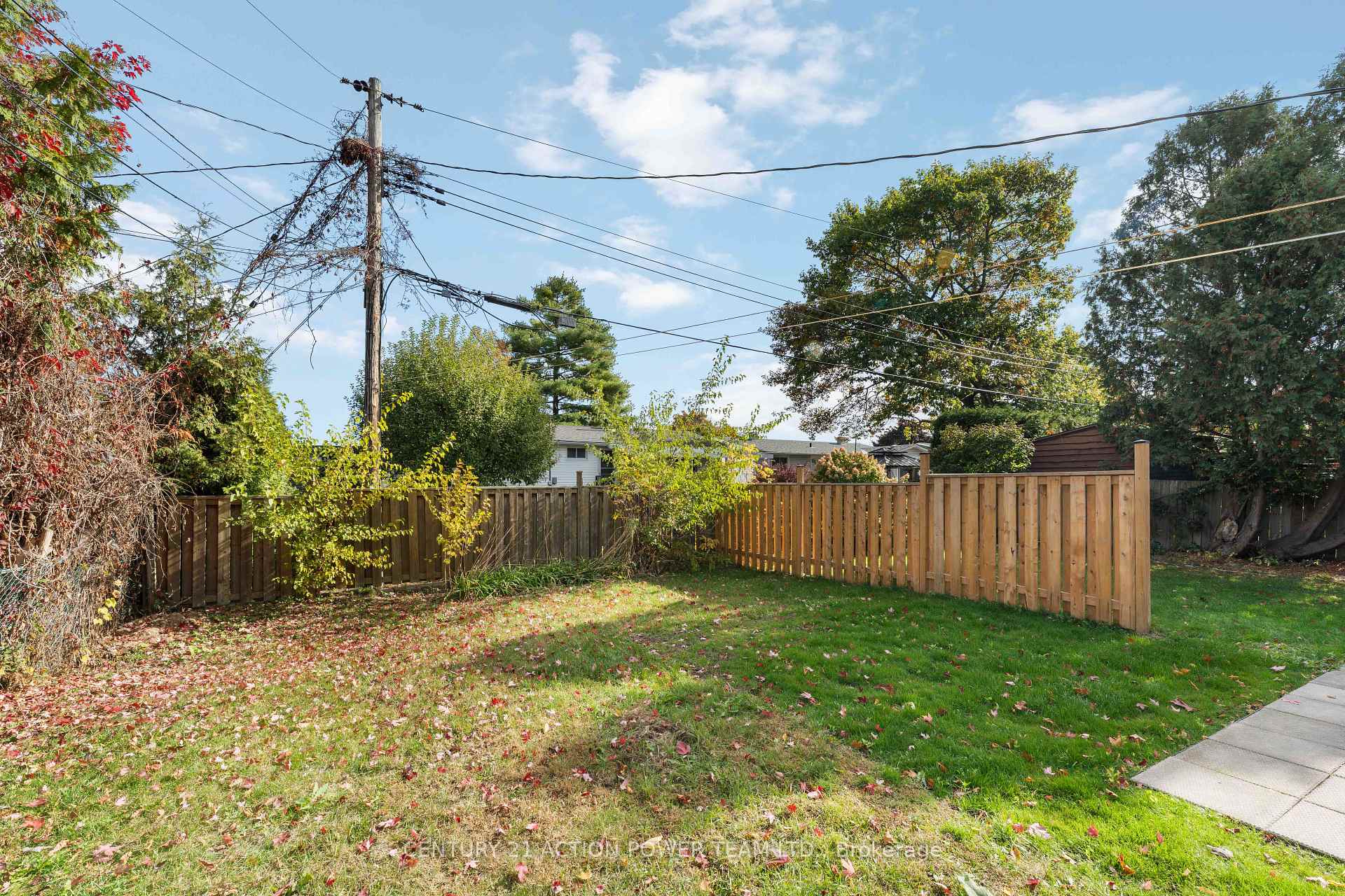 Photo 22 of Unit B, 1493 Mariette Street, Ottawa, Bilberry Creek/Queenswood Heights — HOMEH