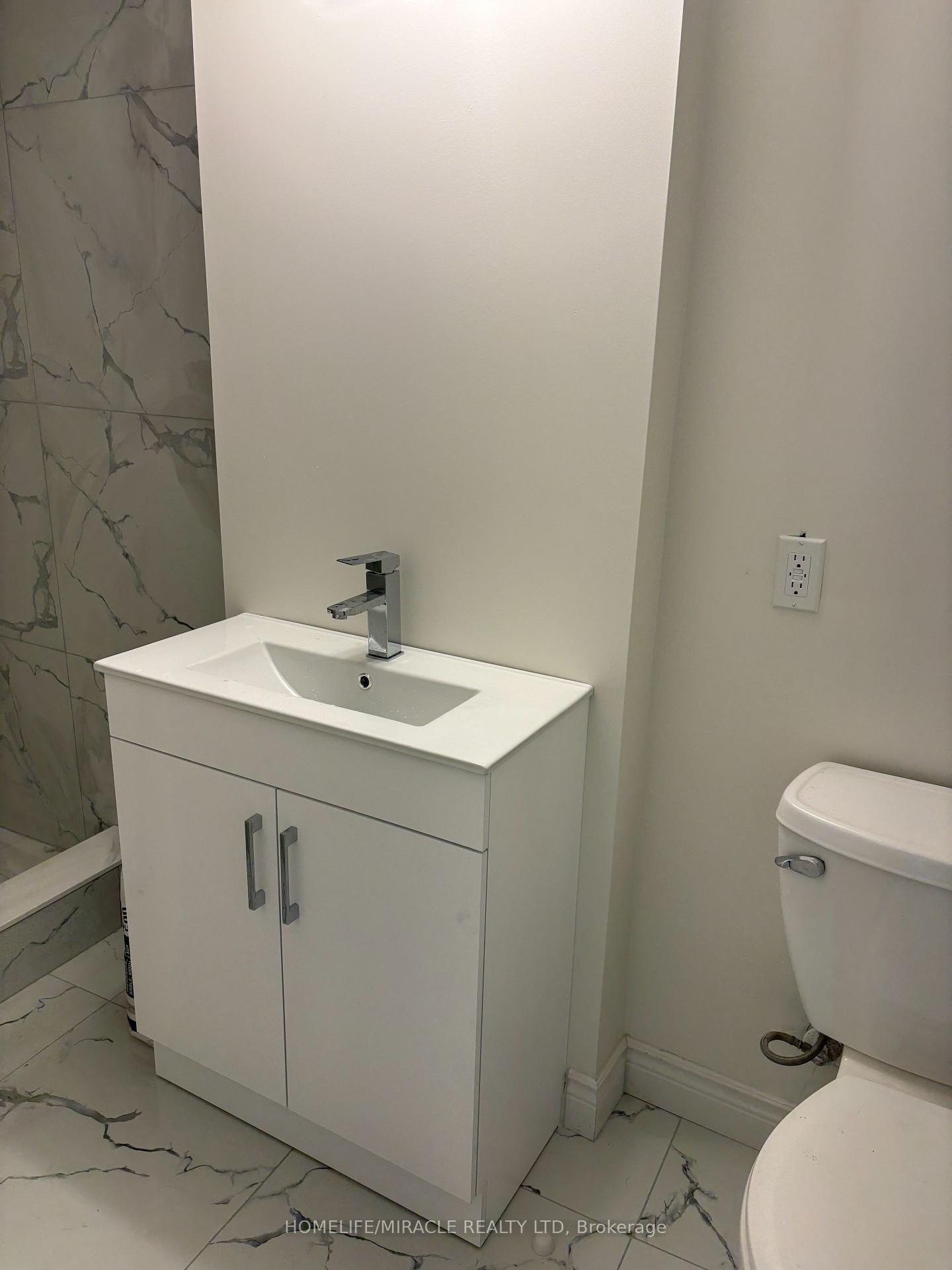 Photo 4 of Unit Basement, 44 Sylvia Street, Barrie, Grove East — HOMEH