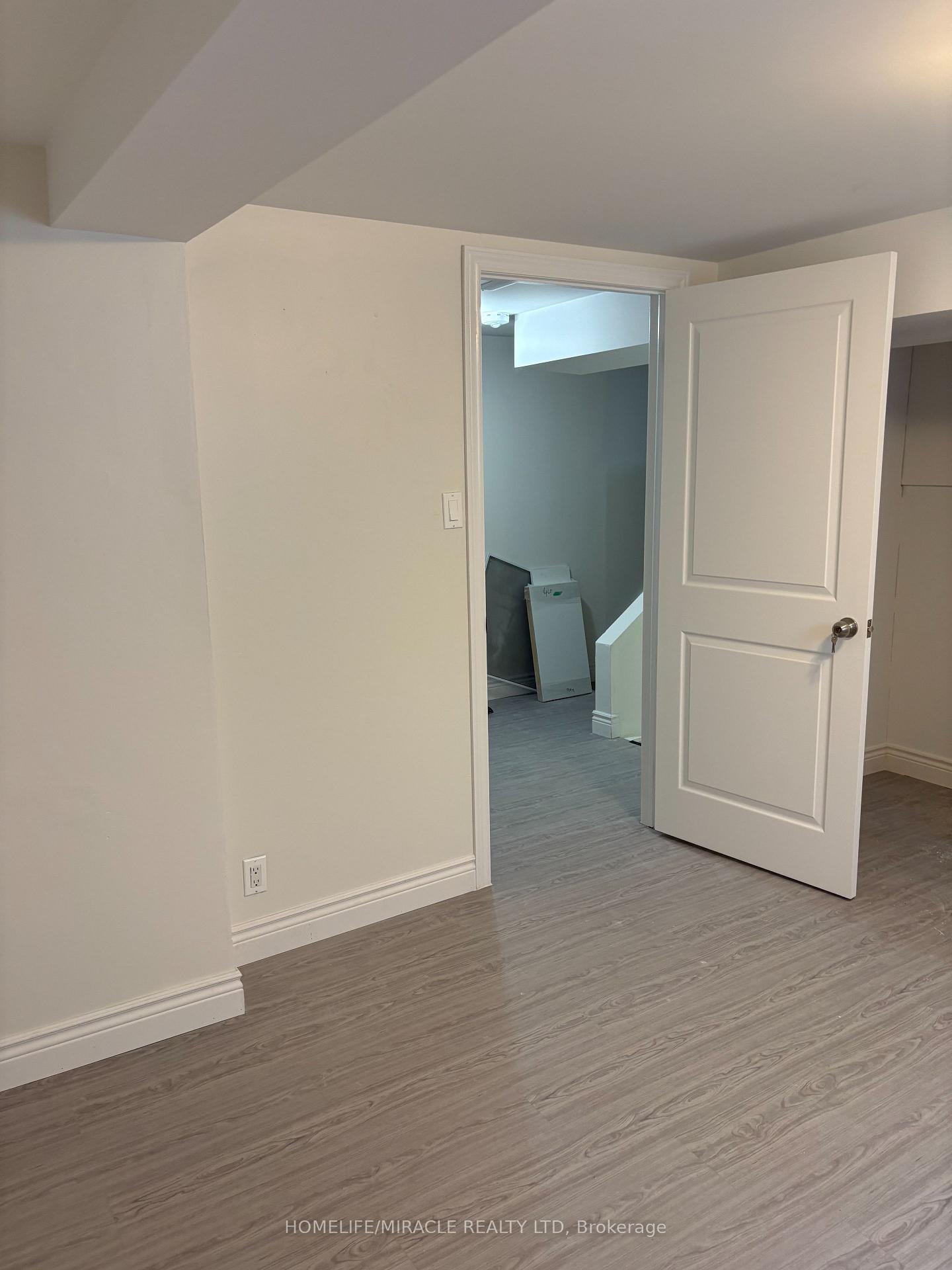Photo 11 of Unit Basement, 44 Sylvia Street, Barrie, Grove East — HOMEH