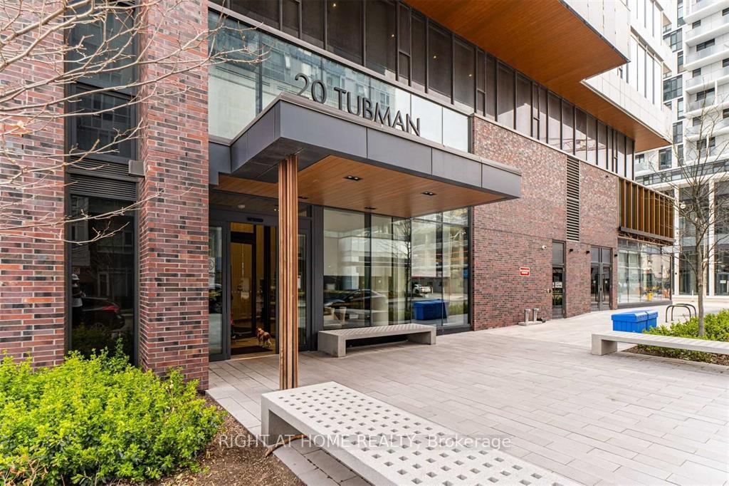 Front of Unit 209, 20 Tubman Avenue
