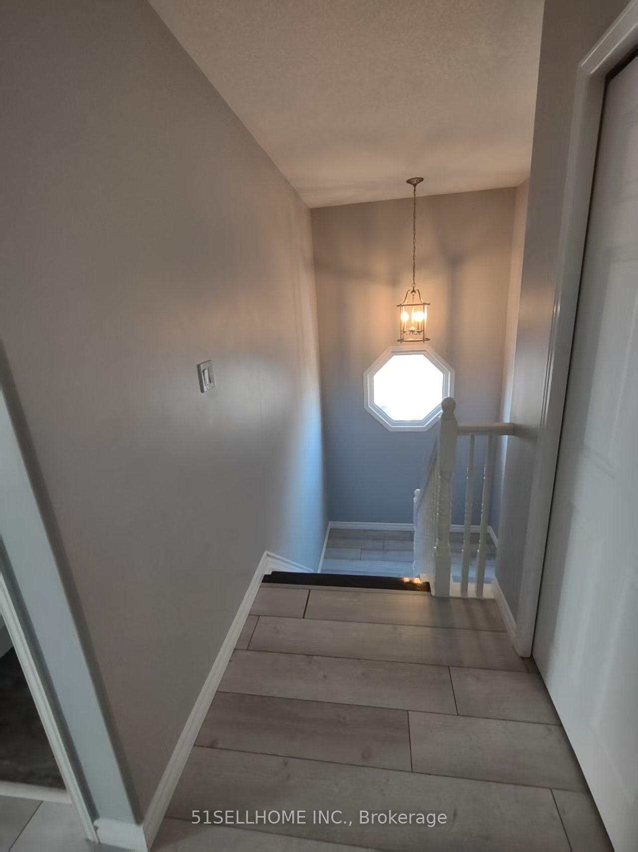 Photo 4 of 1460 Birchwood Drive, Kingston, City Northwest — HOMEH