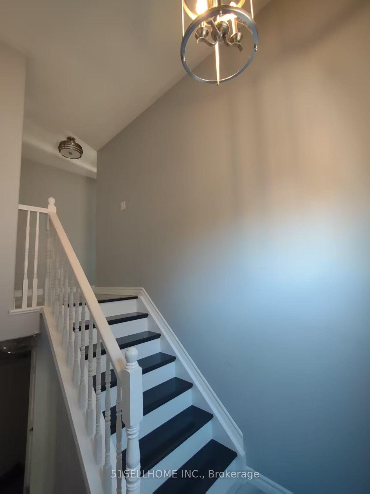 Photo 5 of 1460 Birchwood Drive, Kingston, City Northwest — HOMEH