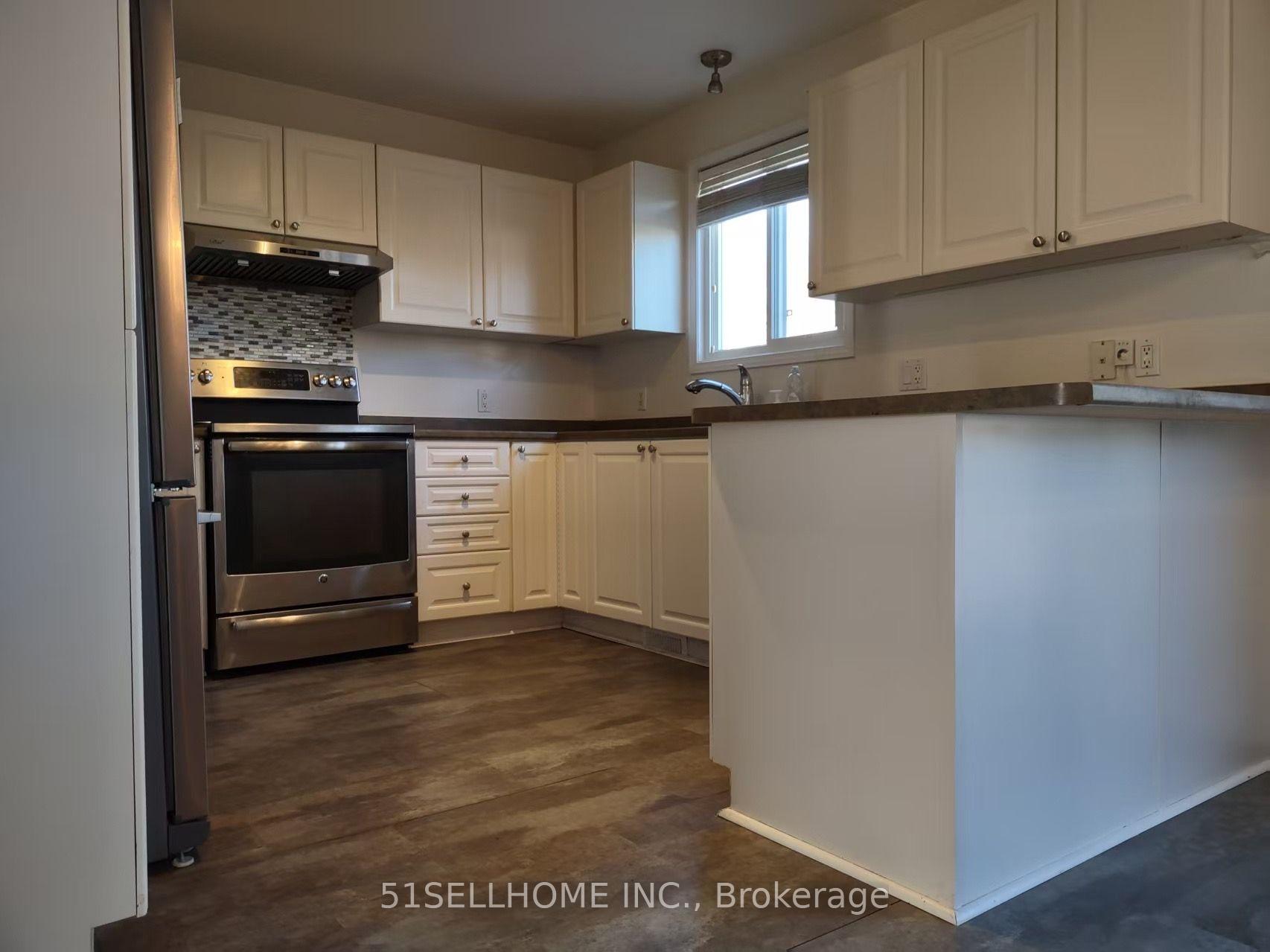 Photo 12 of 1460 Birchwood Drive, Kingston, City Northwest — HOMEH