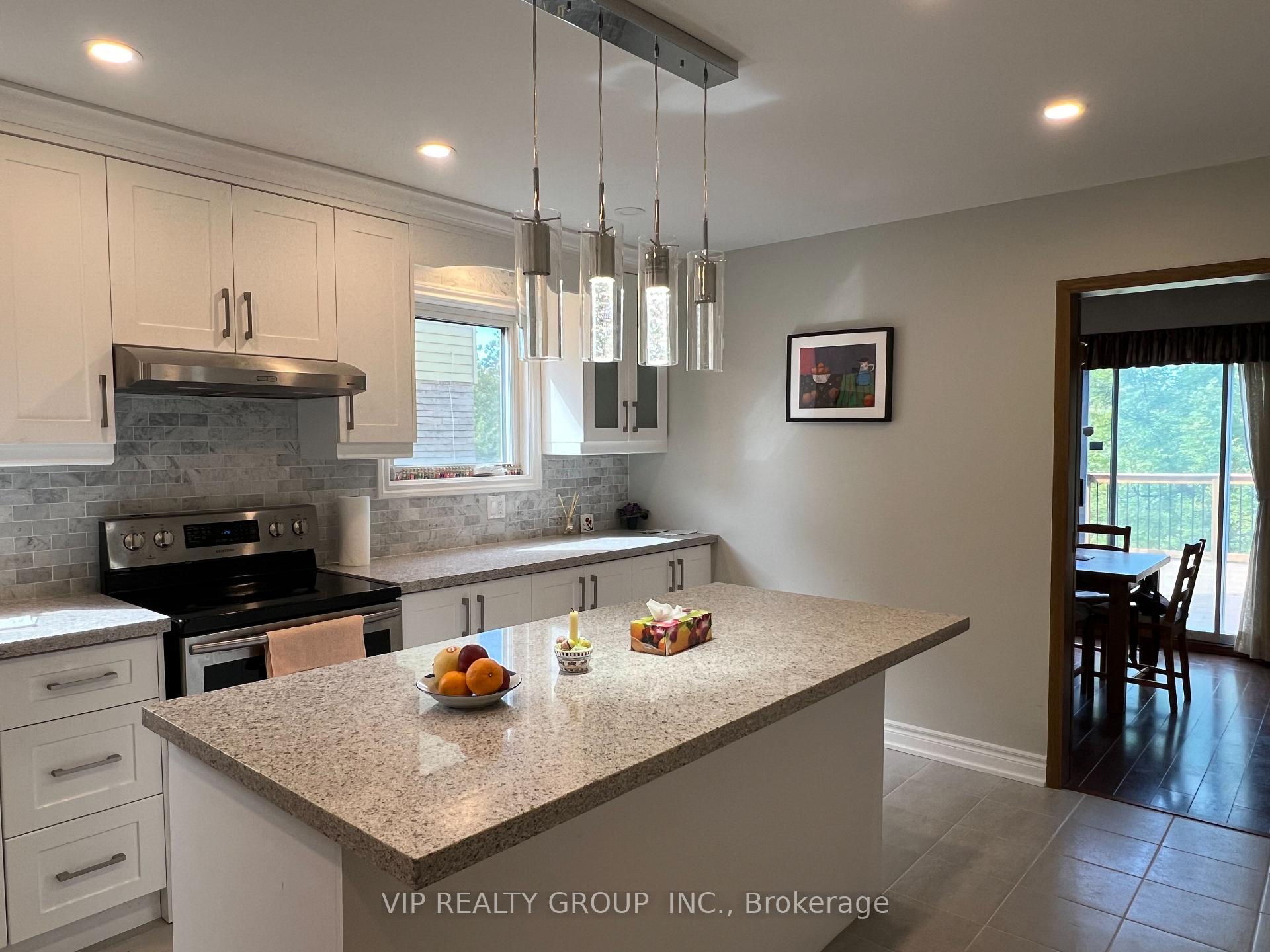 Photo 14 of 69 Yatesbury Road, North York, Bayview Woods-Steeles — HOMEH