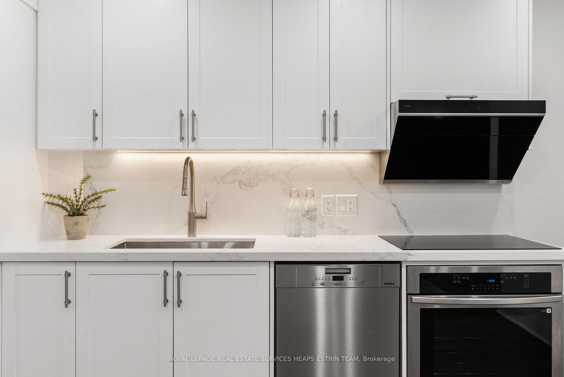Photo 20 of 231 Heath Street E, Toronto, Rosedale-Moore Park — HOMEH