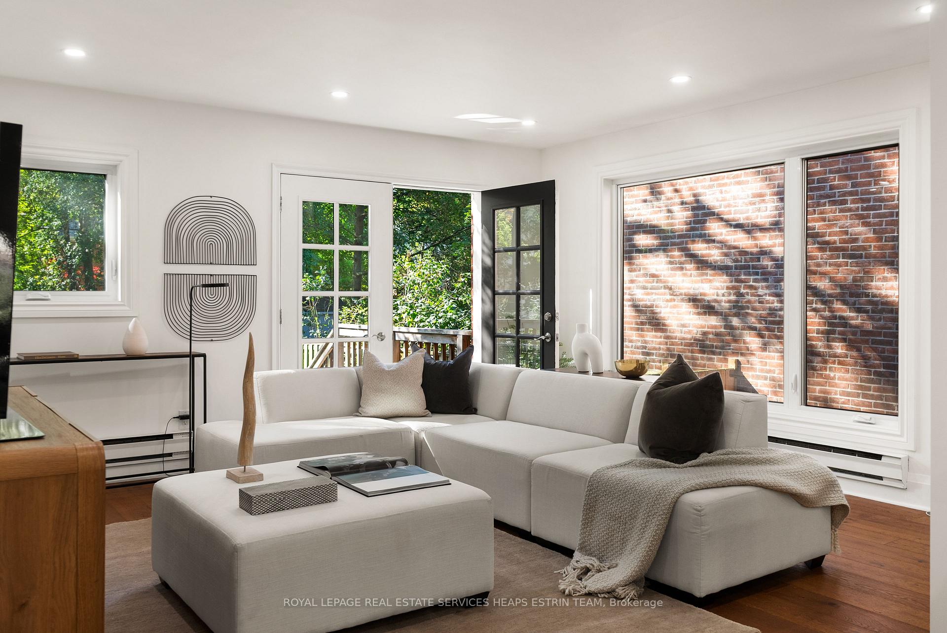 Photo 23 of 231 Heath Street E, Toronto, Rosedale-Moore Park — HOMEH