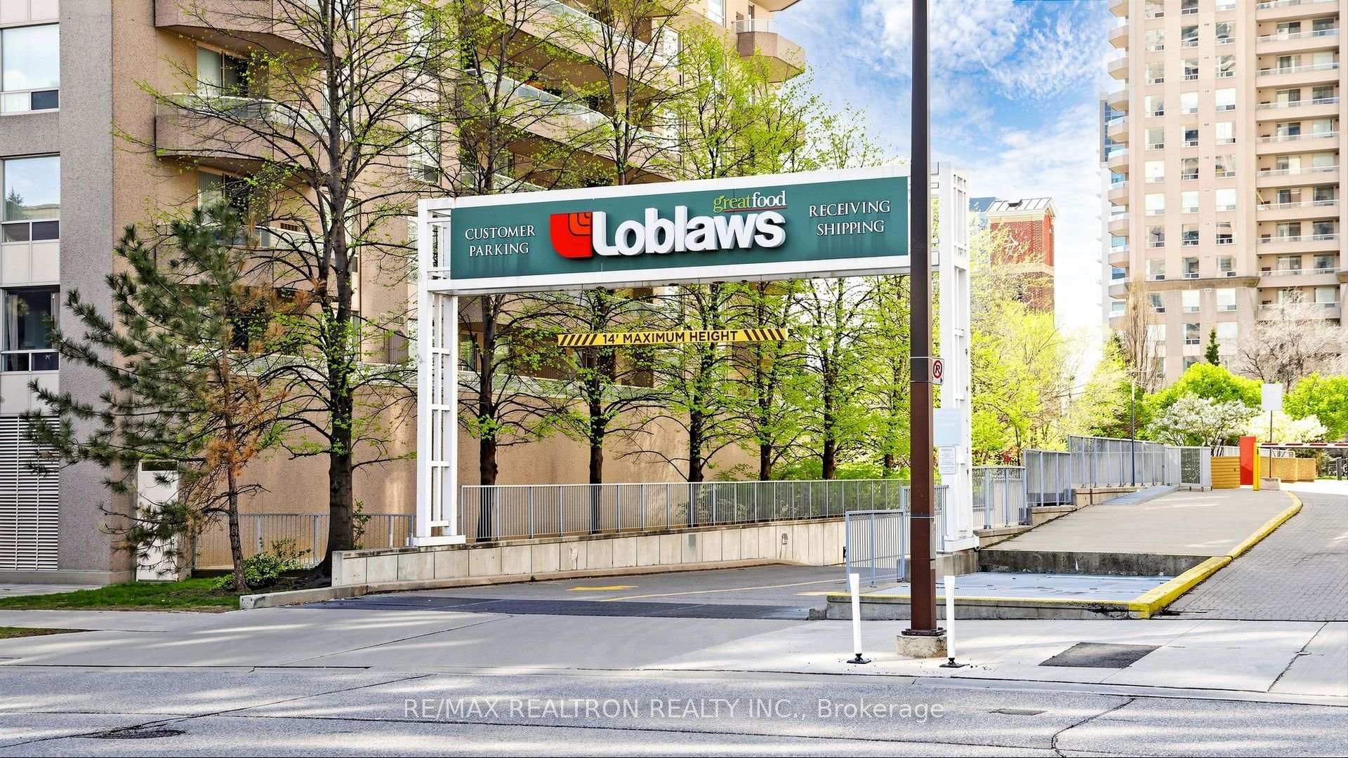 Photo 38 of Unit 207, 28 Empress Avenue, North York, Willowdale East — HOMEH