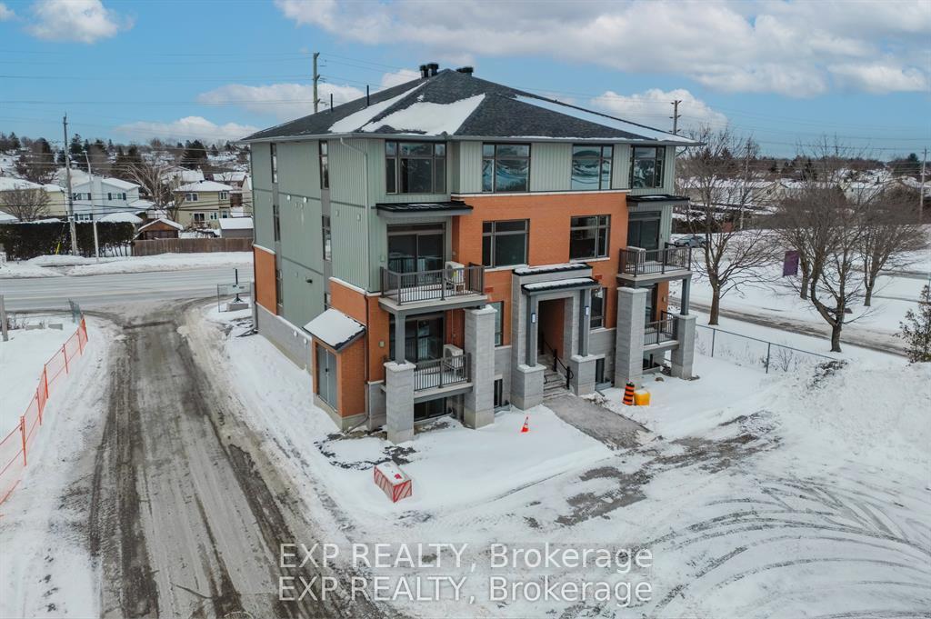 Photo 5 of 201 Silhouette Private, Ottawa, Barrhaven - Cedargrove/Fraserdale — HOMEH