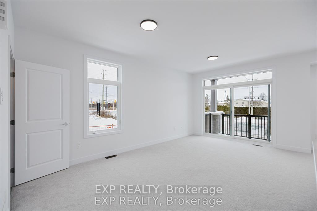 Photo 9 of 201 Silhouette Private, Ottawa, Barrhaven - Cedargrove/Fraserdale — HOMEH