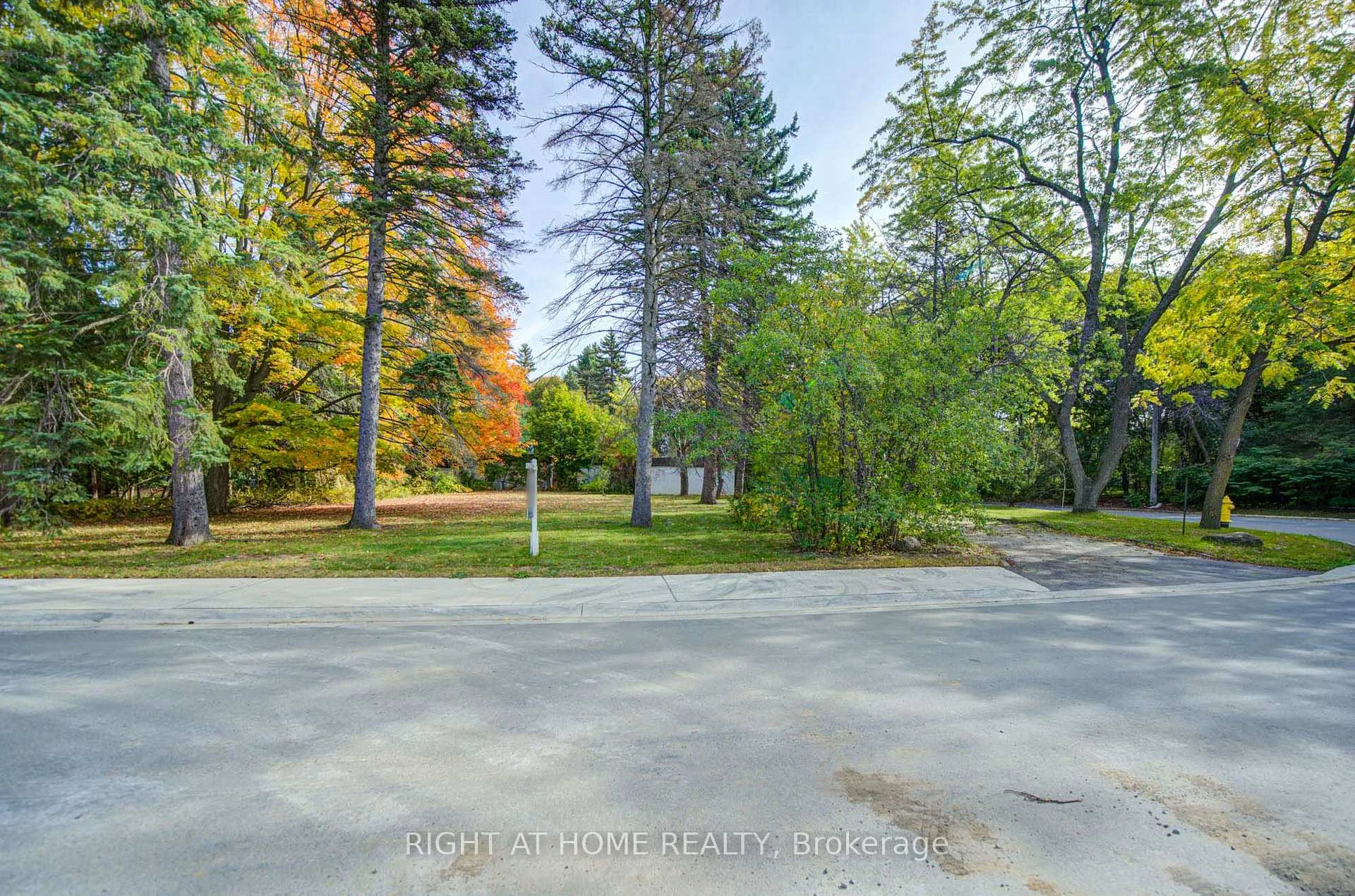 Photo 3 of 48 The Bridle Path, North York, Bridle Path-Sunnybrook-York Mills — HOMEH