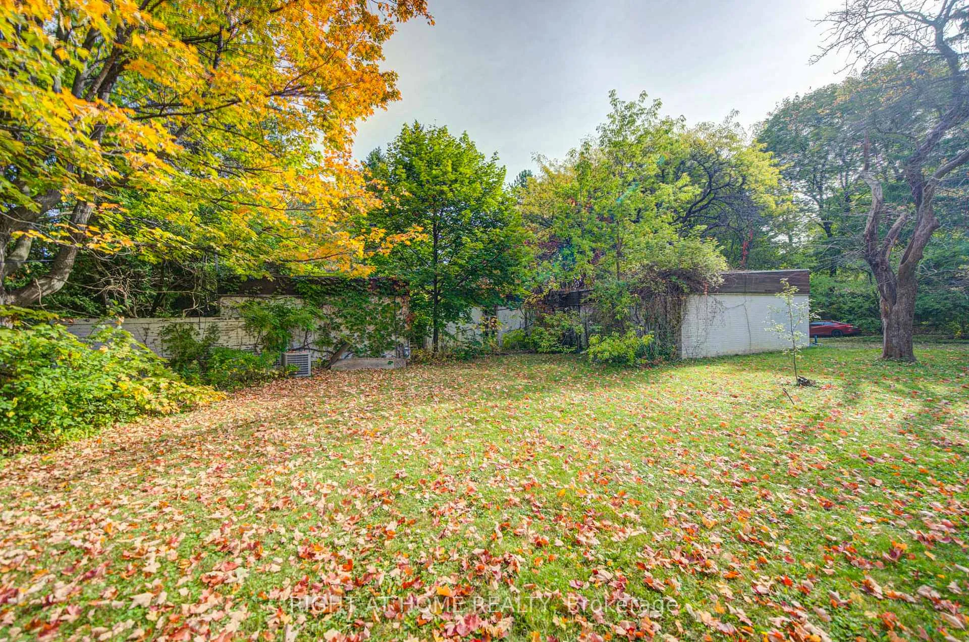 Photo 6 of 48 The Bridle Path, North York, Bridle Path-Sunnybrook-York Mills — HOMEH
