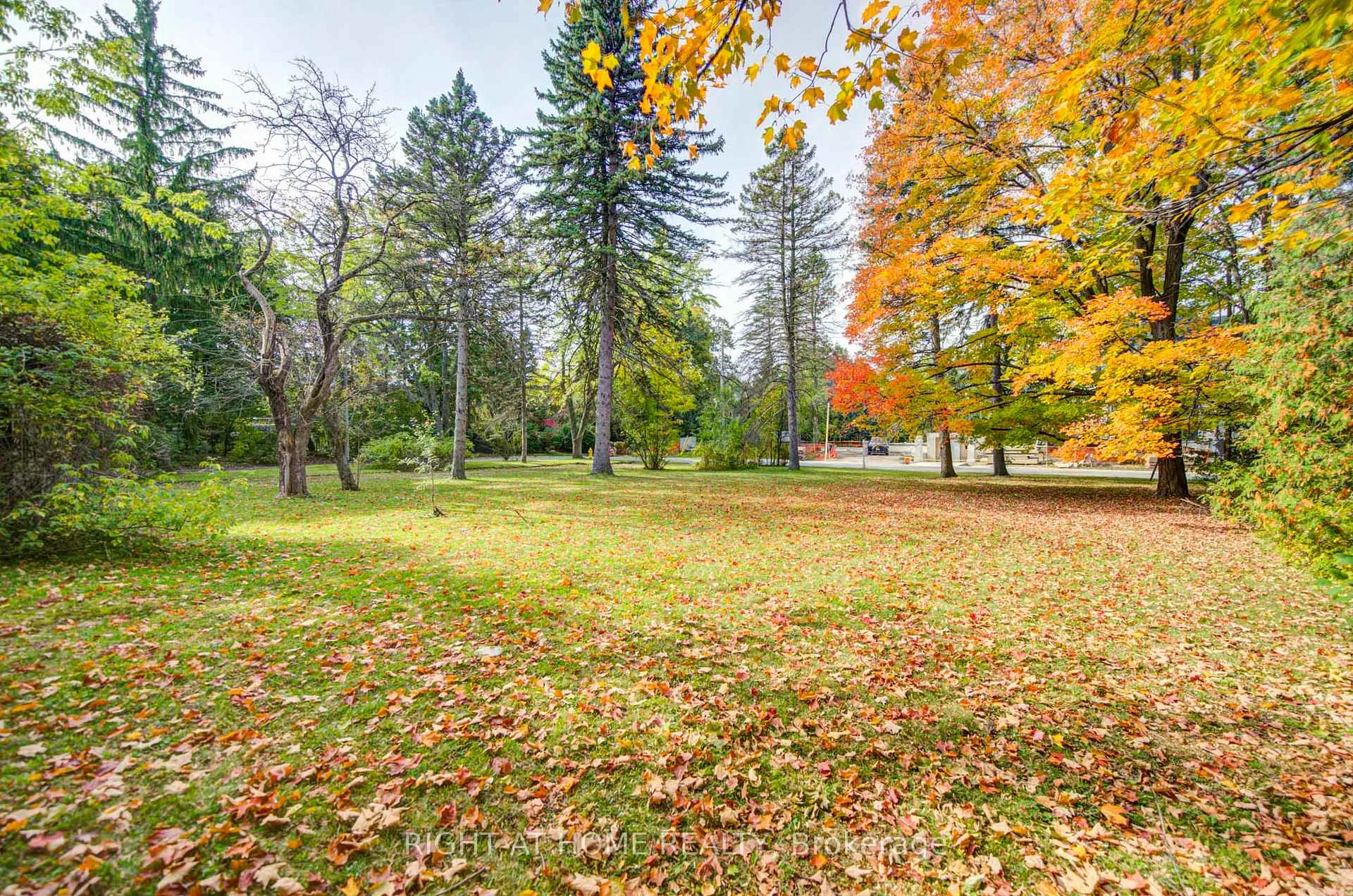 Photo 7 of 48 The Bridle Path, North York, Bridle Path-Sunnybrook-York Mills — HOMEH