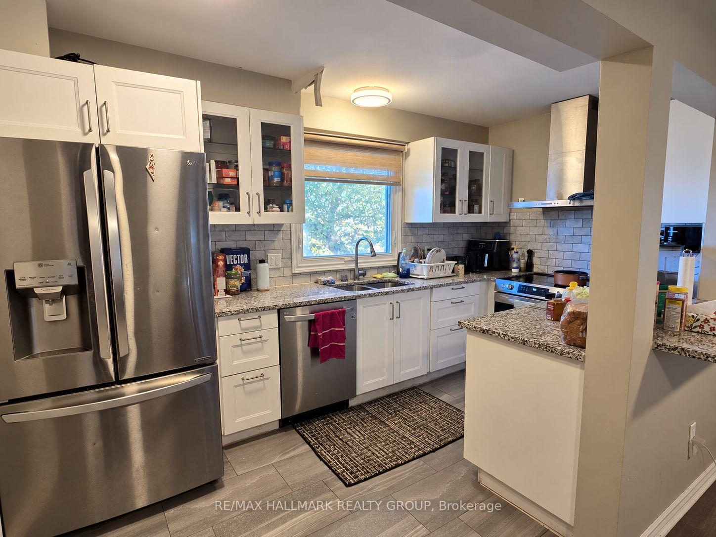 Photo 6 of 3674 St. Joseph Boulevard, Ottawa, Fallingbrook/Ridgemount — HOMEH