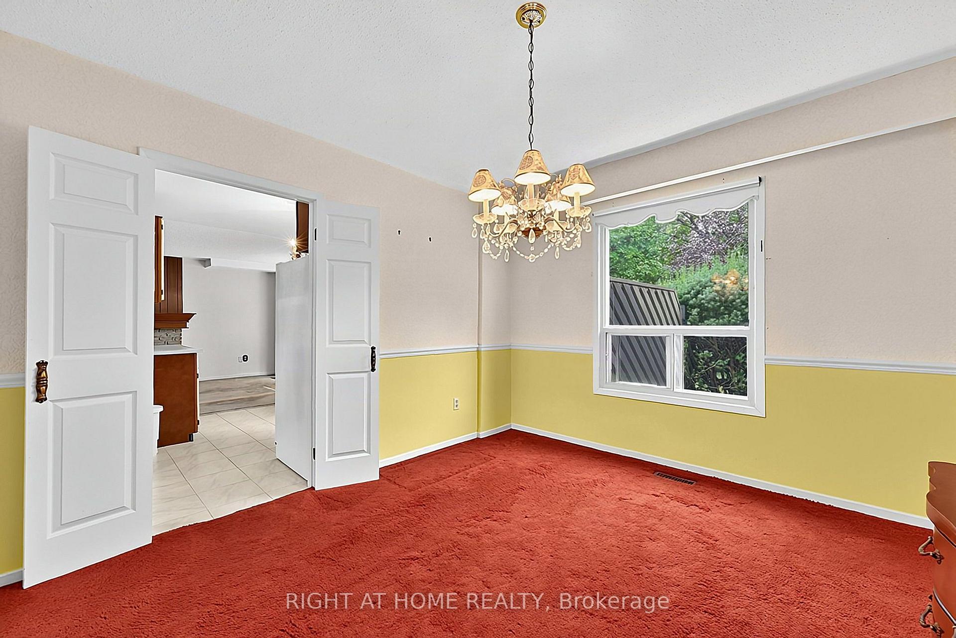 Photo 10 of 50 Mayvern Crescent, Richmond Hill, North Richvale — HOMEH