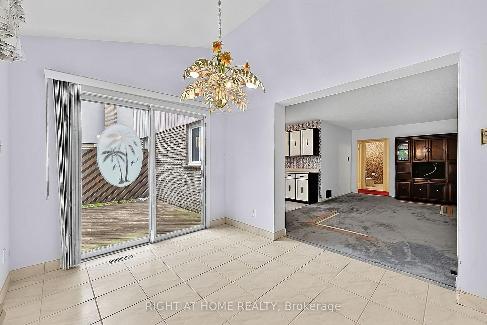 Photo 22 of 50 Mayvern Crescent, Richmond Hill, North Richvale — HOMEH