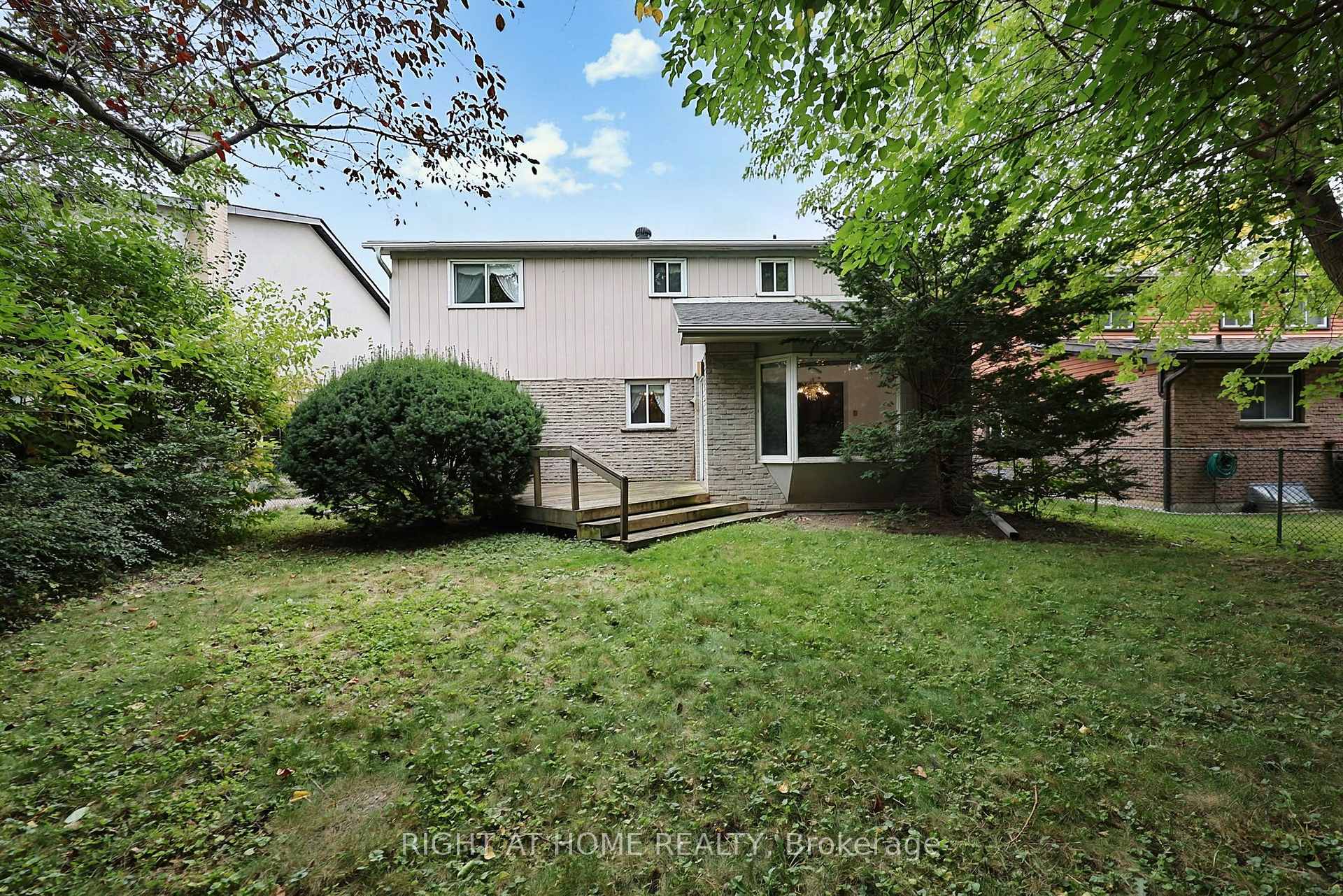 Photo 39 of 50 Mayvern Crescent, Richmond Hill, North Richvale — HOMEH