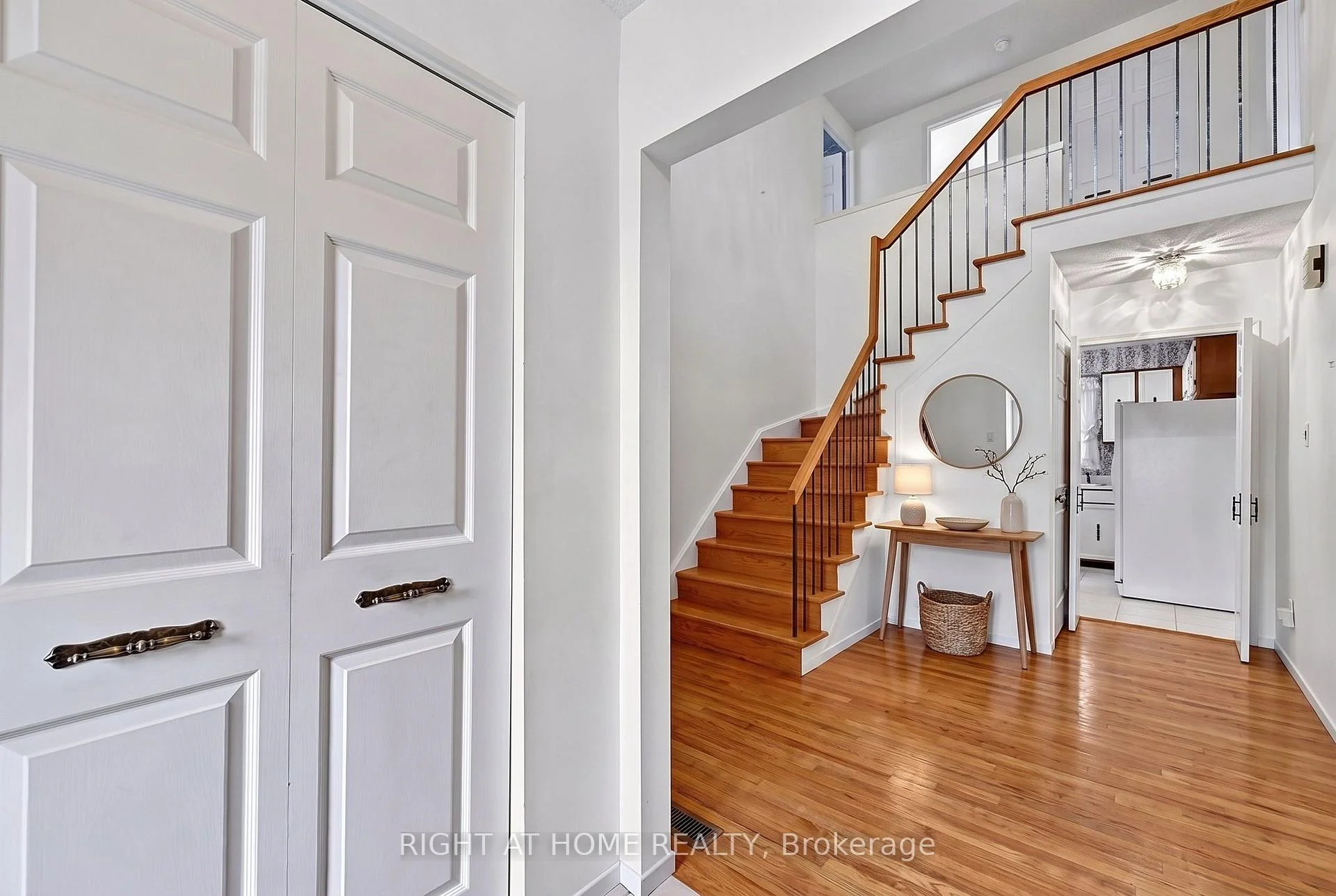 Photo 2 of 50 Mayvern Crescent, Richmond Hill, North Richvale — HOMEH