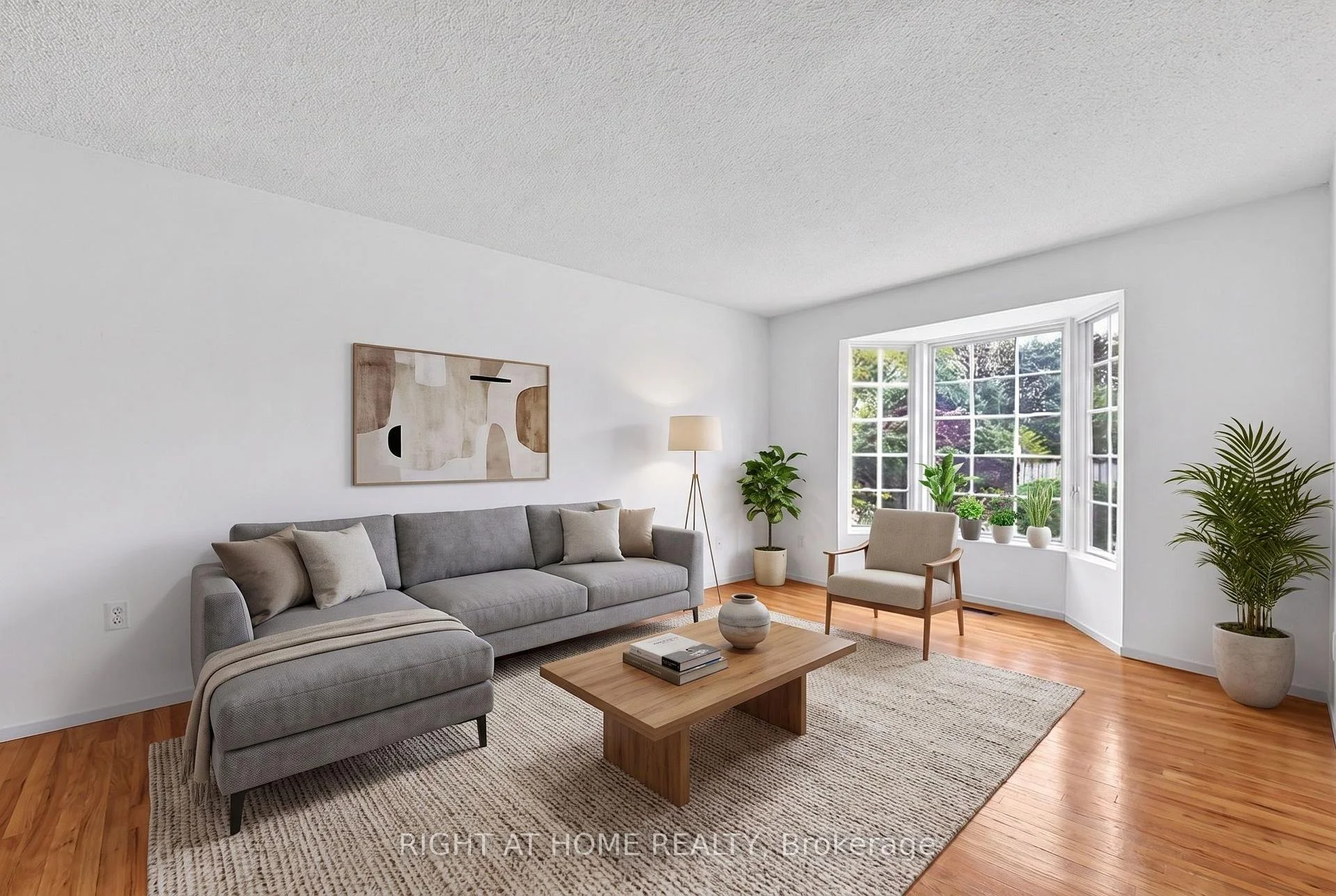 Photo 5 of 50 Mayvern Crescent, Richmond Hill, North Richvale — HOMEH