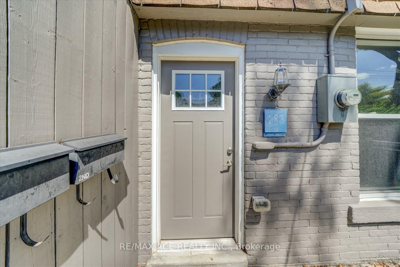 Photo 2 of 183 Munro Street, Toronto, South Riverdale — HOMEH