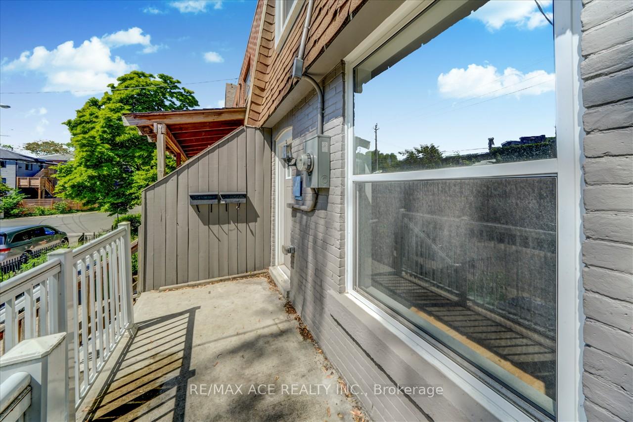 Photo 3 of 183 Munro Street, Toronto, South Riverdale — HOMEH