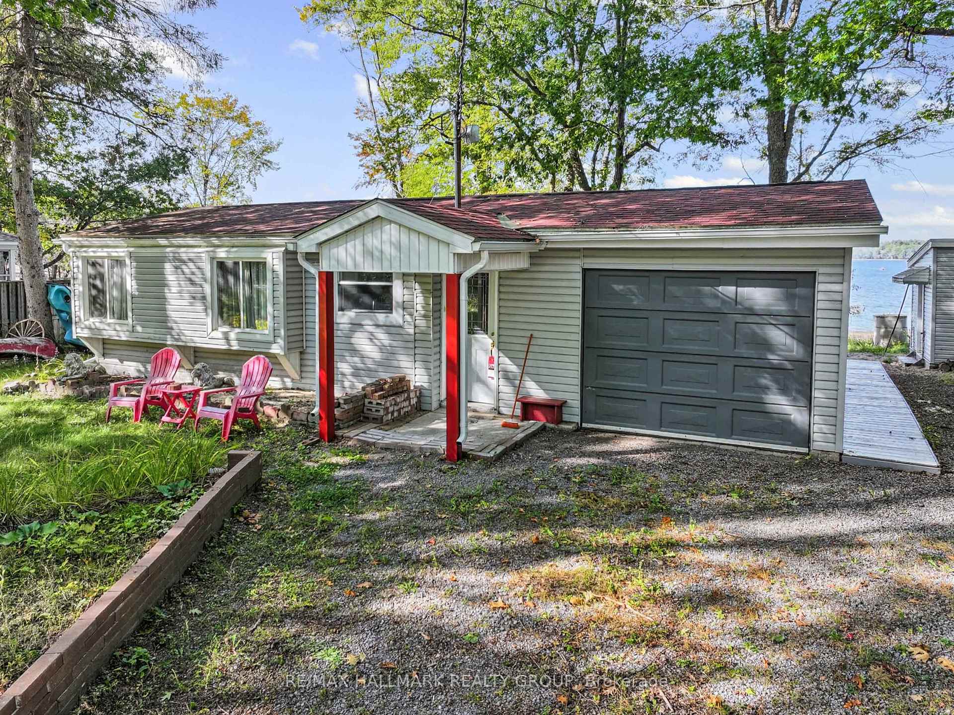 Photo 5 of 4268 Armitage Avenue, Ottawa, Dunrobin Shores — HOMEH