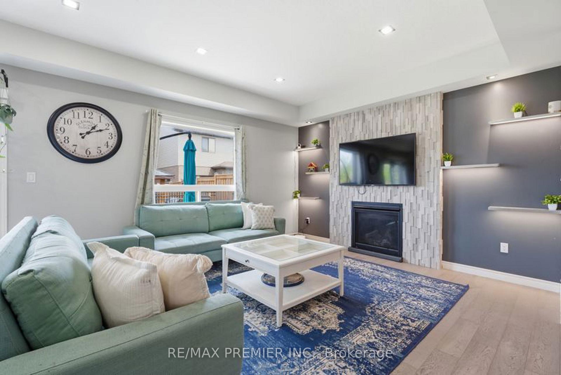 Photo 15 of 181 Dallan Drive, Guelph, Pineridge/Westminster Woods — HOMEH