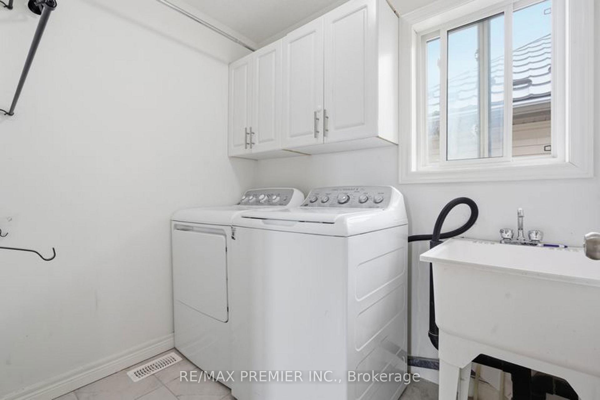 Photo 33 of 181 Dallan Drive, Guelph, Pineridge/Westminster Woods — HOMEH