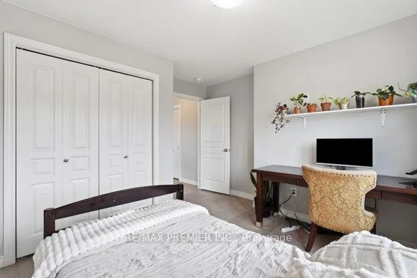 Photo 25 of 181 Dallan Drive, Guelph, Pineridge/Westminster Woods — HOMEH