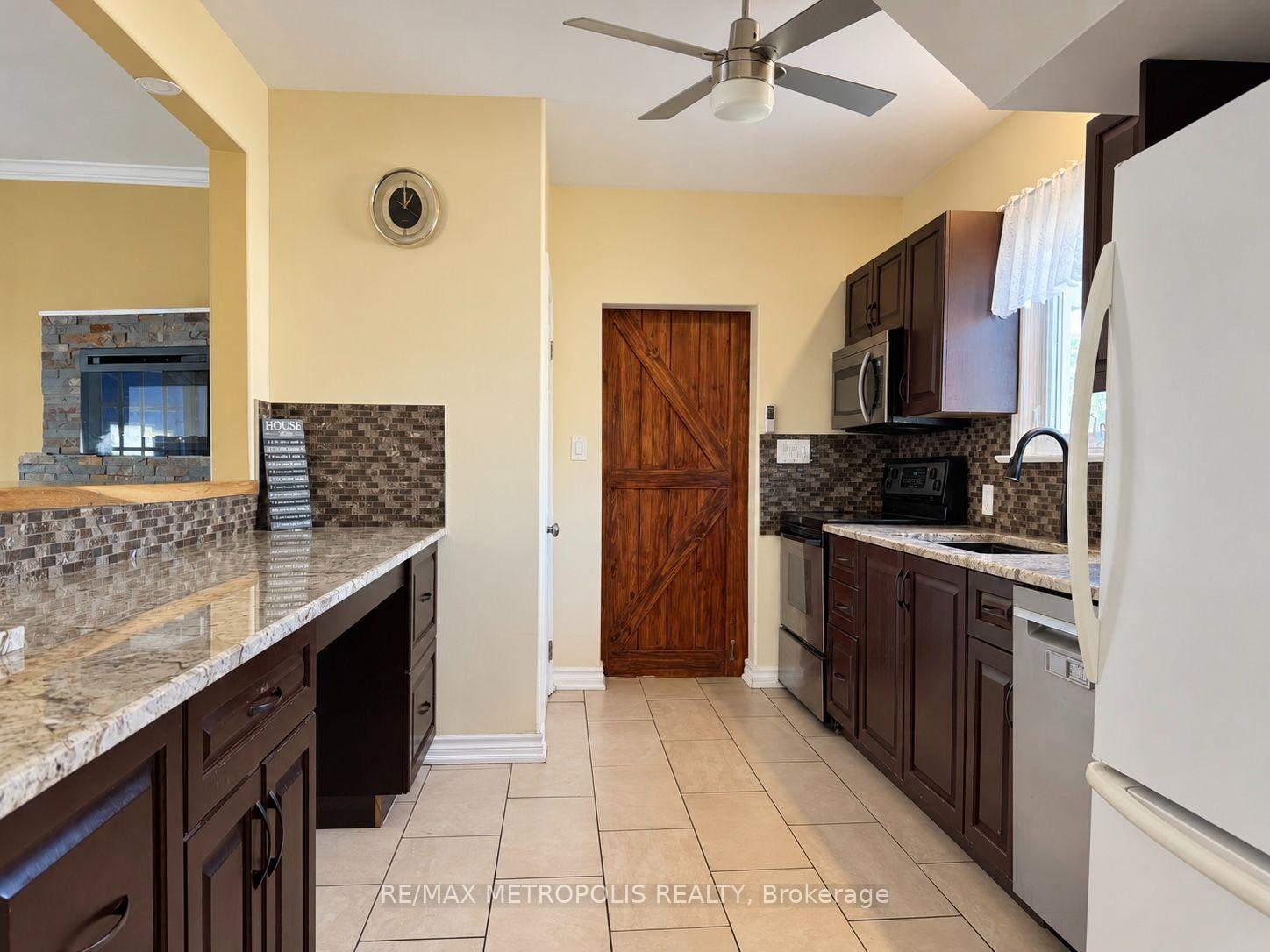 Photo 3 of 159 York Street, St. Catharines, Downtown — HOMEH