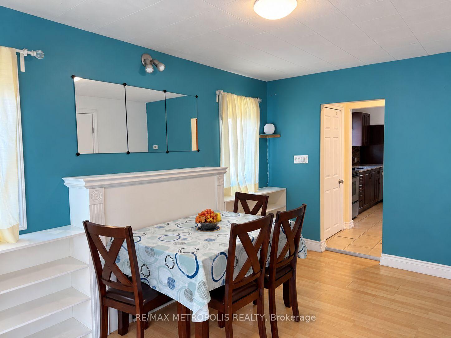 Photo 11 of 159 York Street, St. Catharines, Downtown — HOMEH