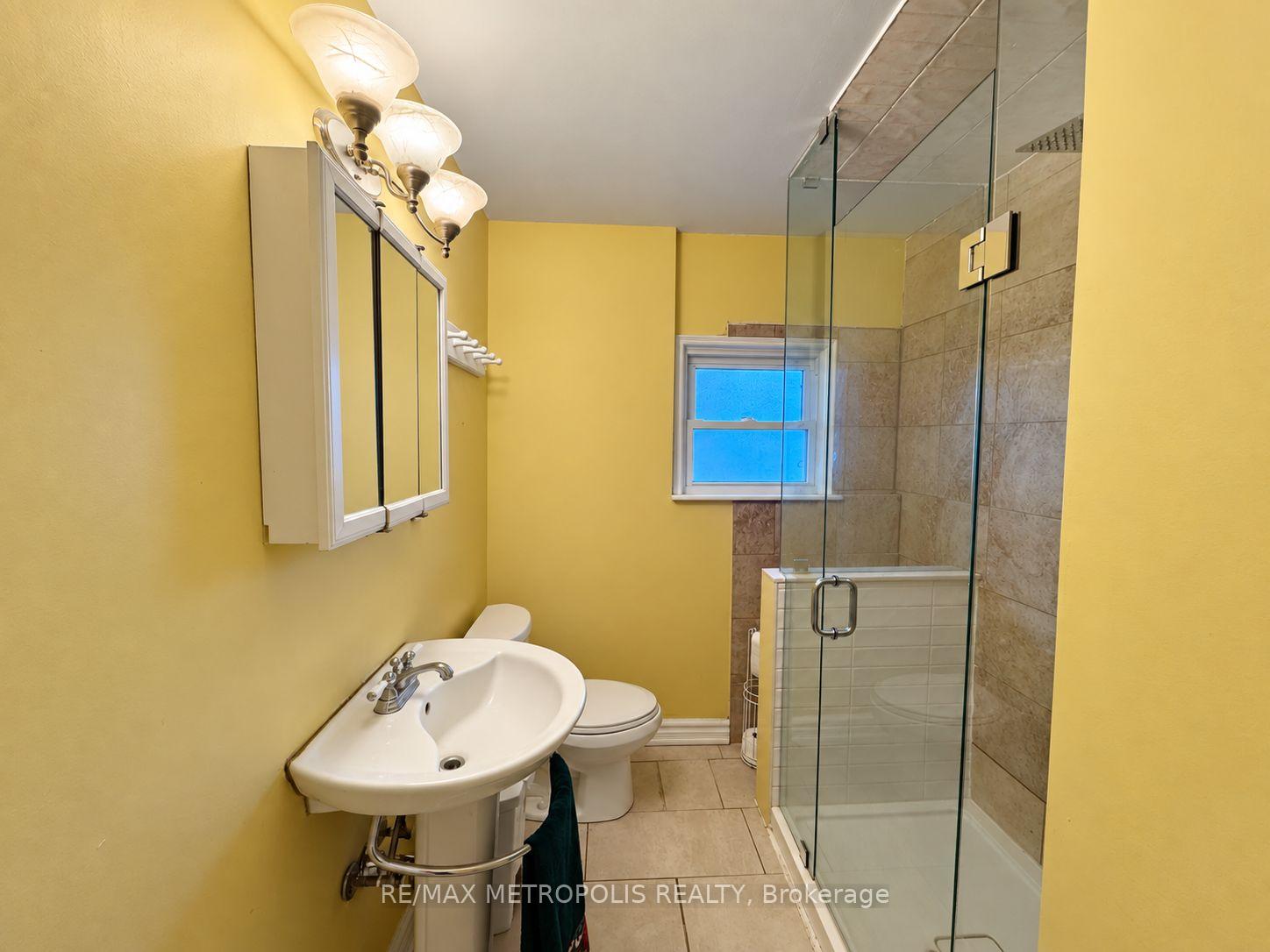 Photo 13 of 159 York Street, St. Catharines, Downtown — HOMEH