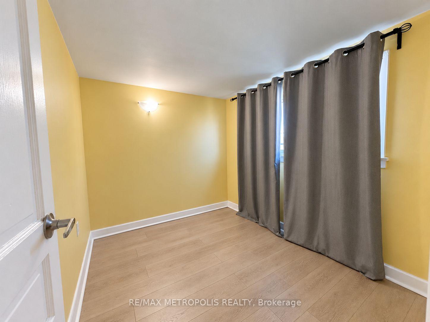 Photo 21 of 159 York Street, St. Catharines, Downtown — HOMEH