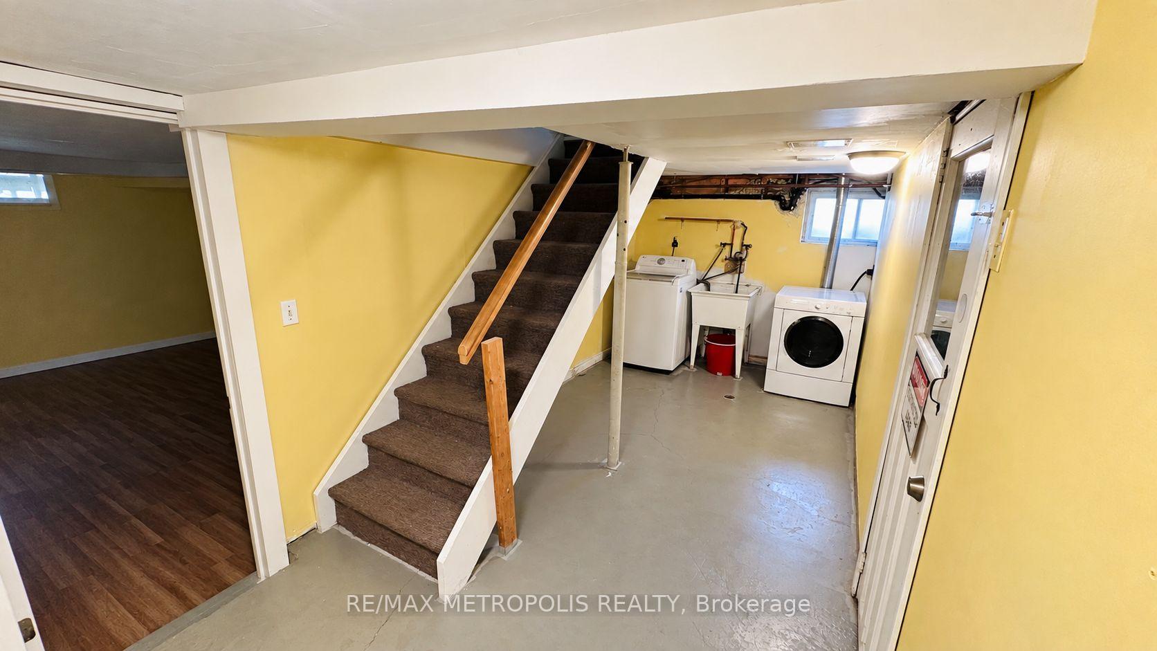 Photo 25 of 159 York Street, St. Catharines, Downtown — HOMEH