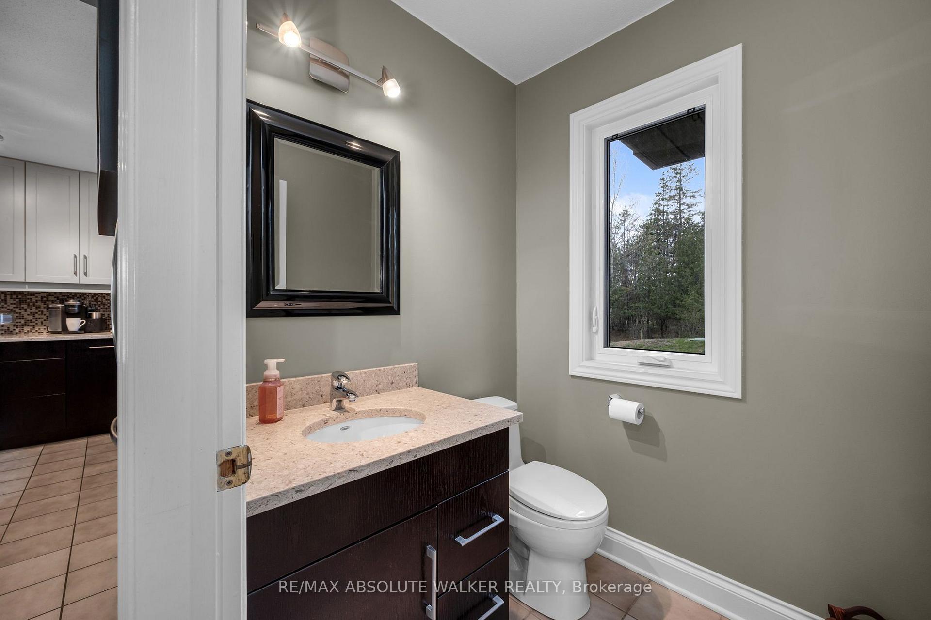 Photo 25 of 194 Wagon Drive, Ottawa, Dunrobin Shores — HOMEH