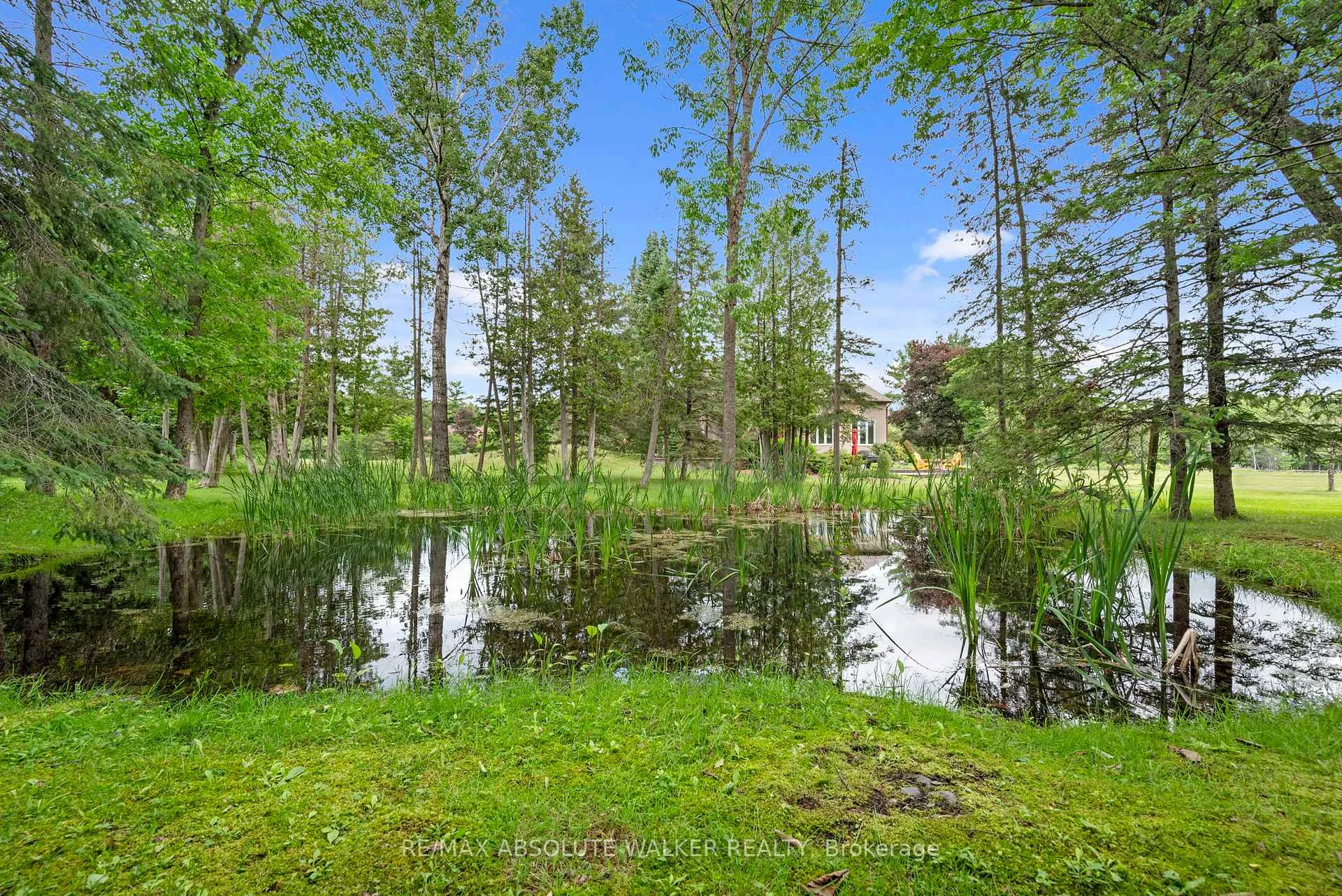 Photo 20 of 194 Wagon Drive, Ottawa, Dunrobin Shores — HOMEH
