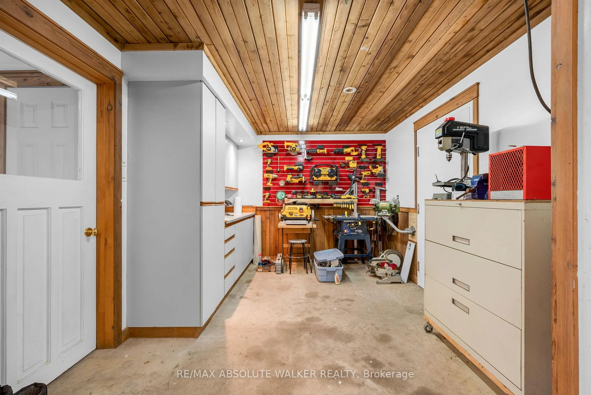 Photo 26 of 194 Wagon Drive, Ottawa, Dunrobin Shores — HOMEH