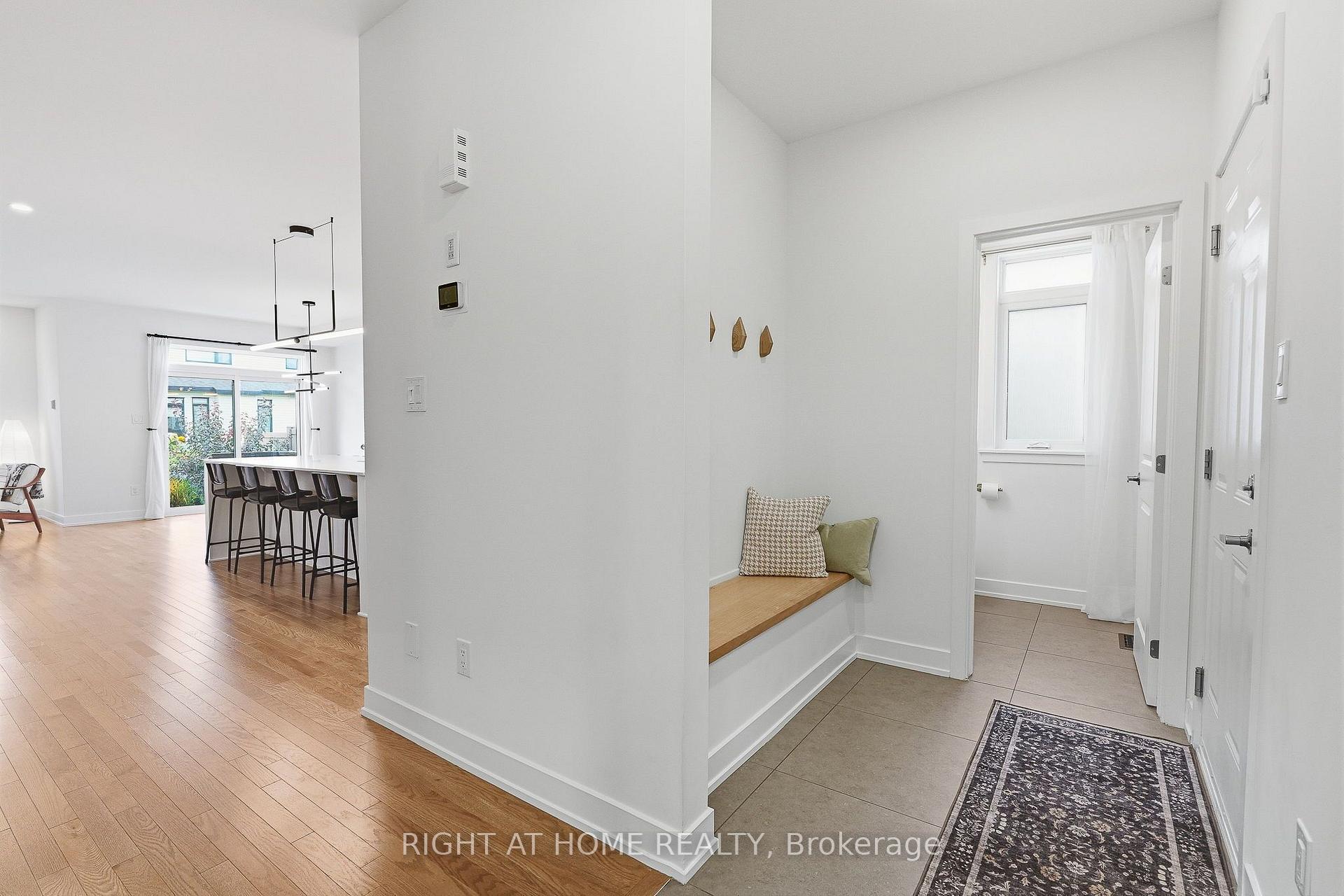 Photo 6 of 310 Chamomile Way, Ottawa, Leitrim — HOMEH