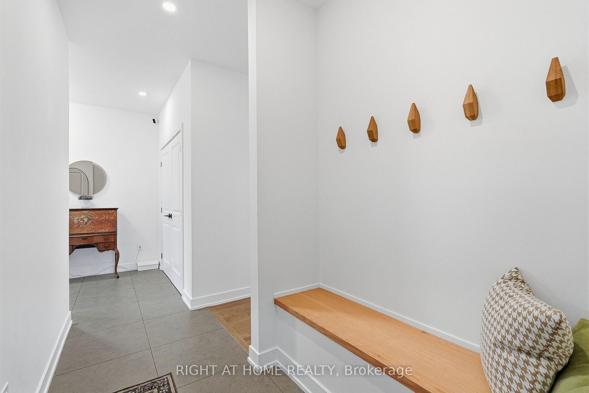 Photo 8 of 310 Chamomile Way, Ottawa, Leitrim — HOMEH