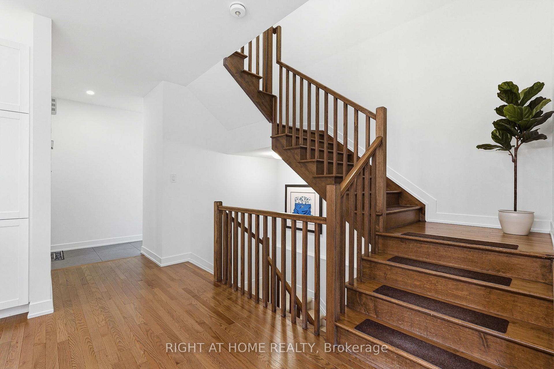 Photo 13 of 310 Chamomile Way, Ottawa, Leitrim — HOMEH