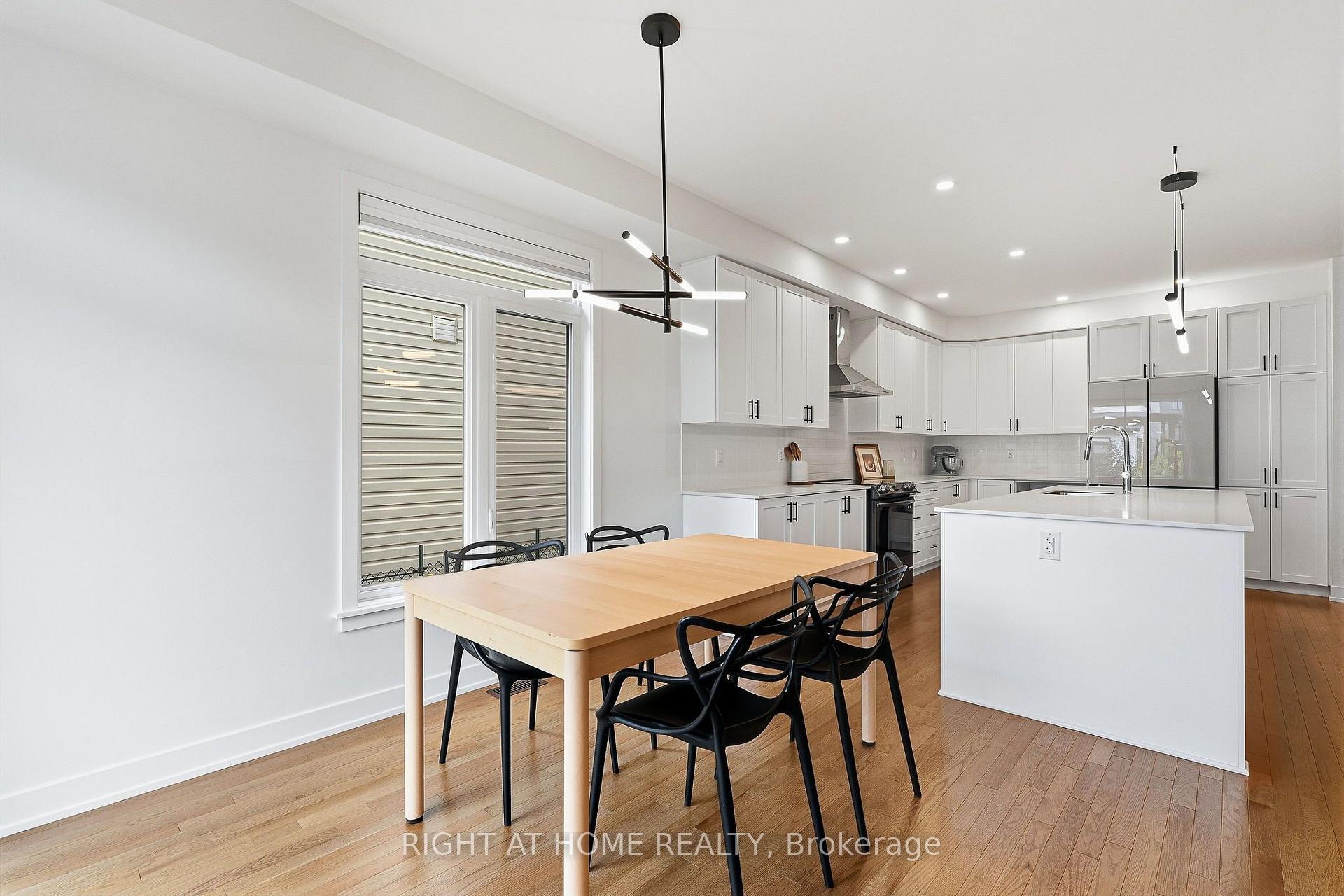 Photo 18 of 310 Chamomile Way, Ottawa, Leitrim — HOMEH