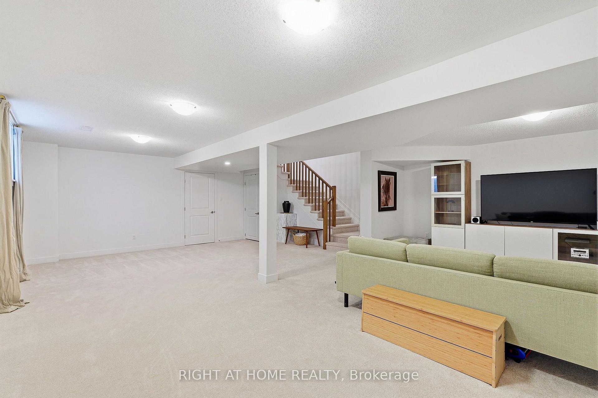Photo 22 of 310 Chamomile Way, Ottawa, Leitrim — HOMEH