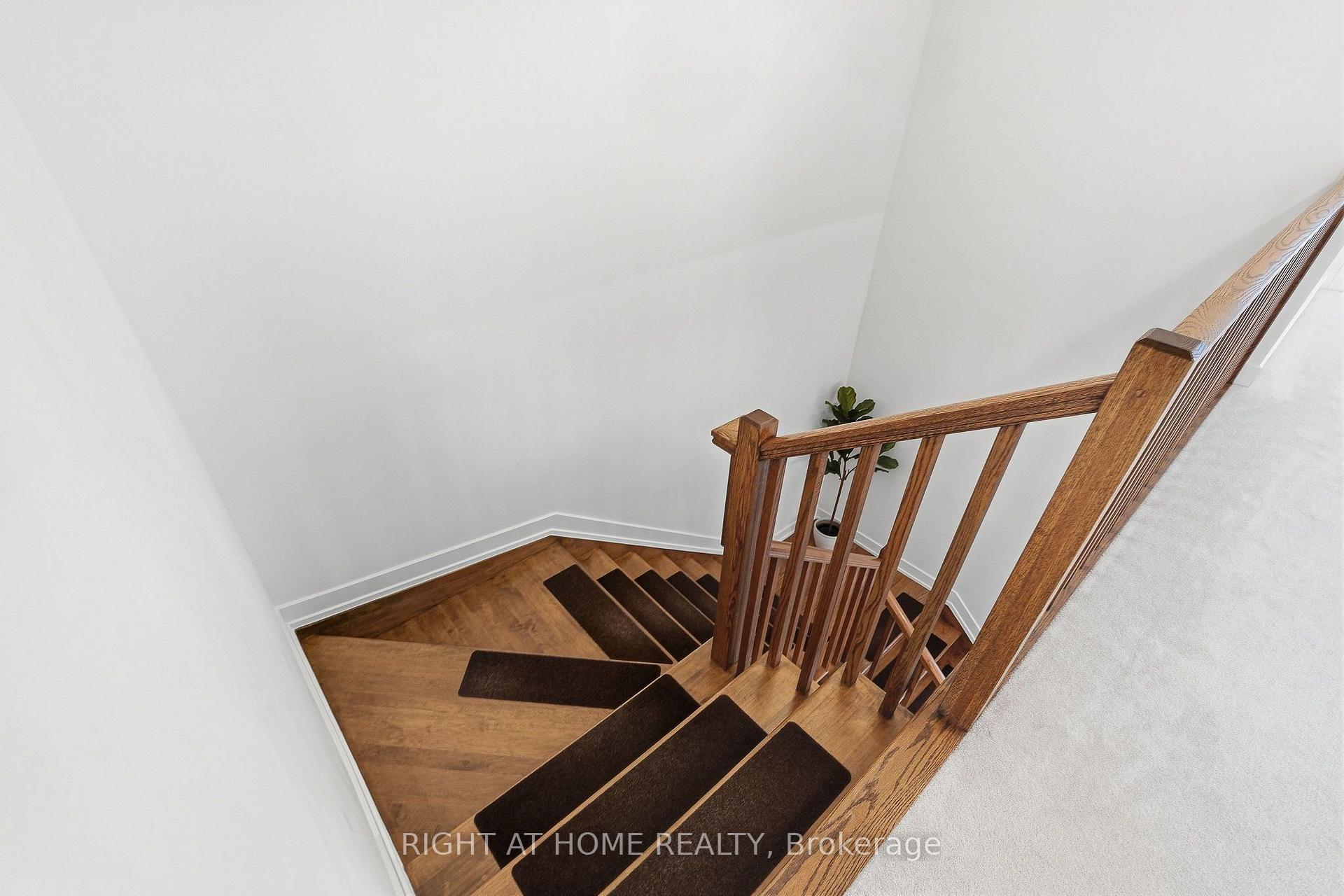 Photo 41 of 310 Chamomile Way, Ottawa, Leitrim — HOMEH