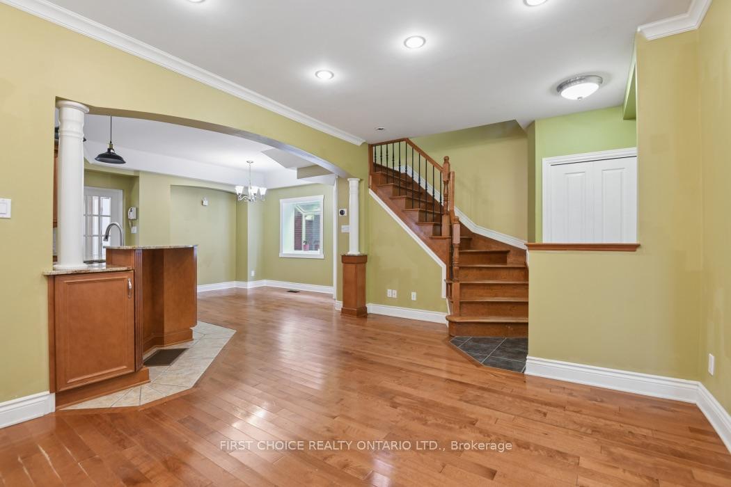 Photo 8 of 41 Huron Avenue N, Ottawa, Ottawa West — HOMEH