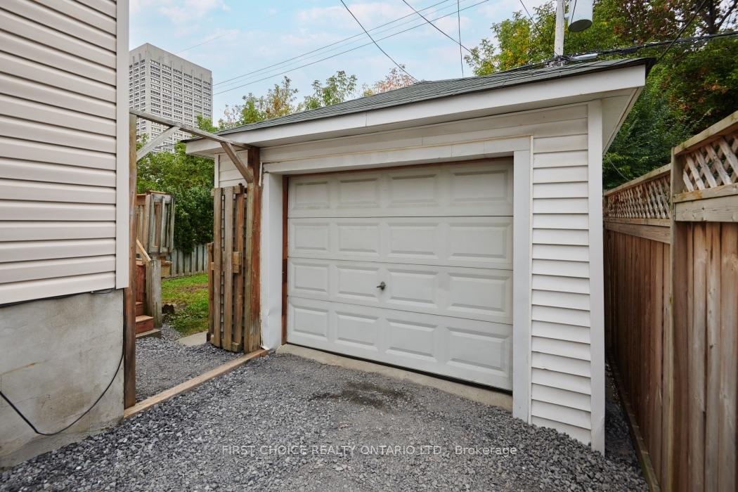 Photo 34 of 41 Huron Avenue N, Ottawa, Ottawa West — HOMEH