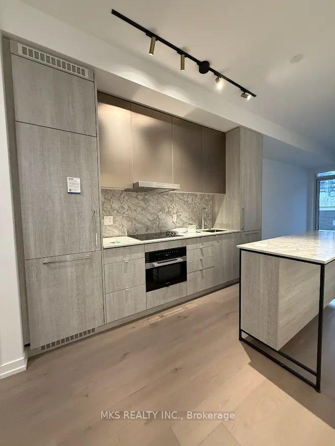 Photo 8 of Unit 302, 771 Yonge Street, Toronto, The Annex — HOMEH